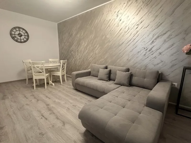 Fundeni, Dobroesti,